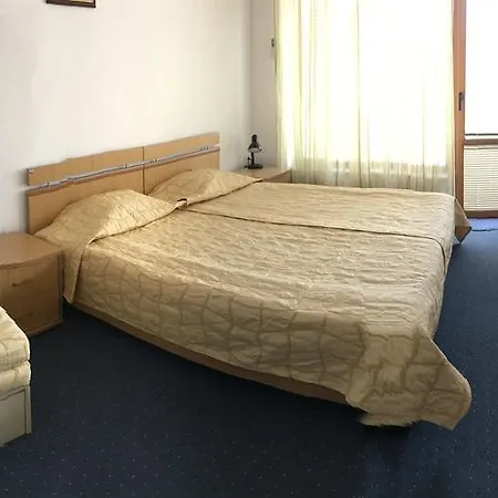 Отель Golden Fish Family Созополь